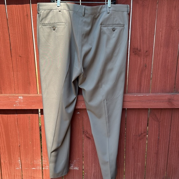 Haggar Dress Men Pants Tan Size 42X30 - Picture 4 of 5
